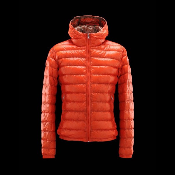 Moncler Giù arancione brillante con cappuccio Slim Donna Giacche